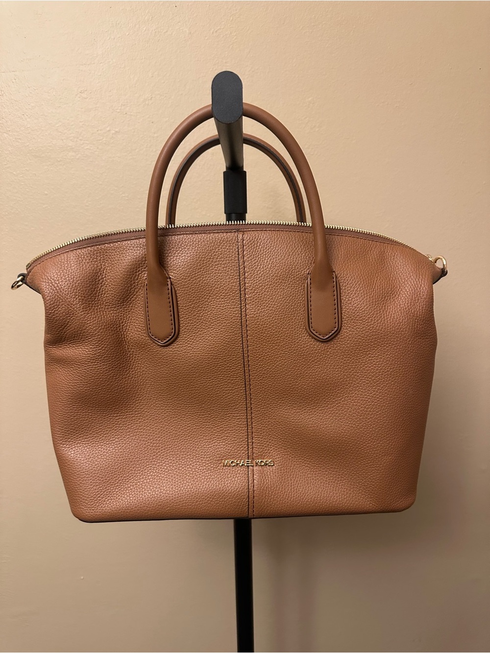 New Michael Kors Brown Leather Purse